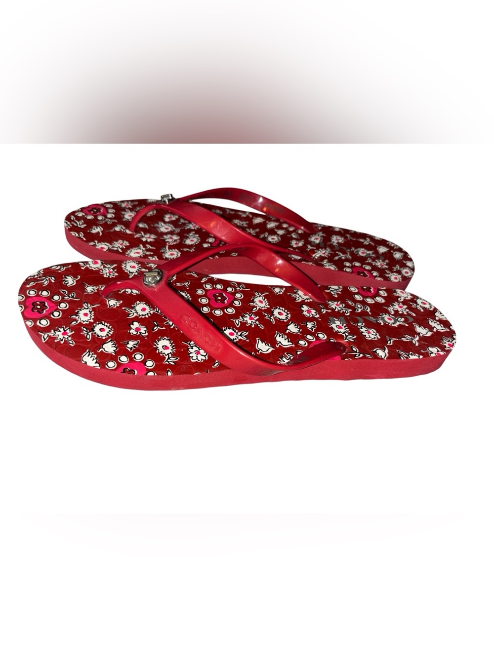 Coach Abigail Turnlock Signature Logo Flip Flops 10